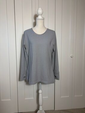 Albion Classic Crewneck Long-Sleeve Exercise Top in Navy & White Large